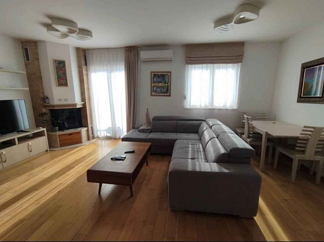 Duplex Apartment with Sea View in Budva — photo 8